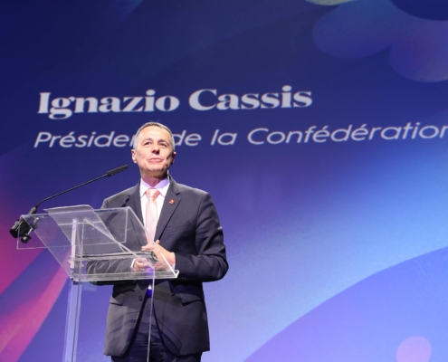 Inauguration du nouveau campus l'EHL avec ici Ignazio Cassis qui souhaite le meilleur à l’Ecole au nom de la confédération.